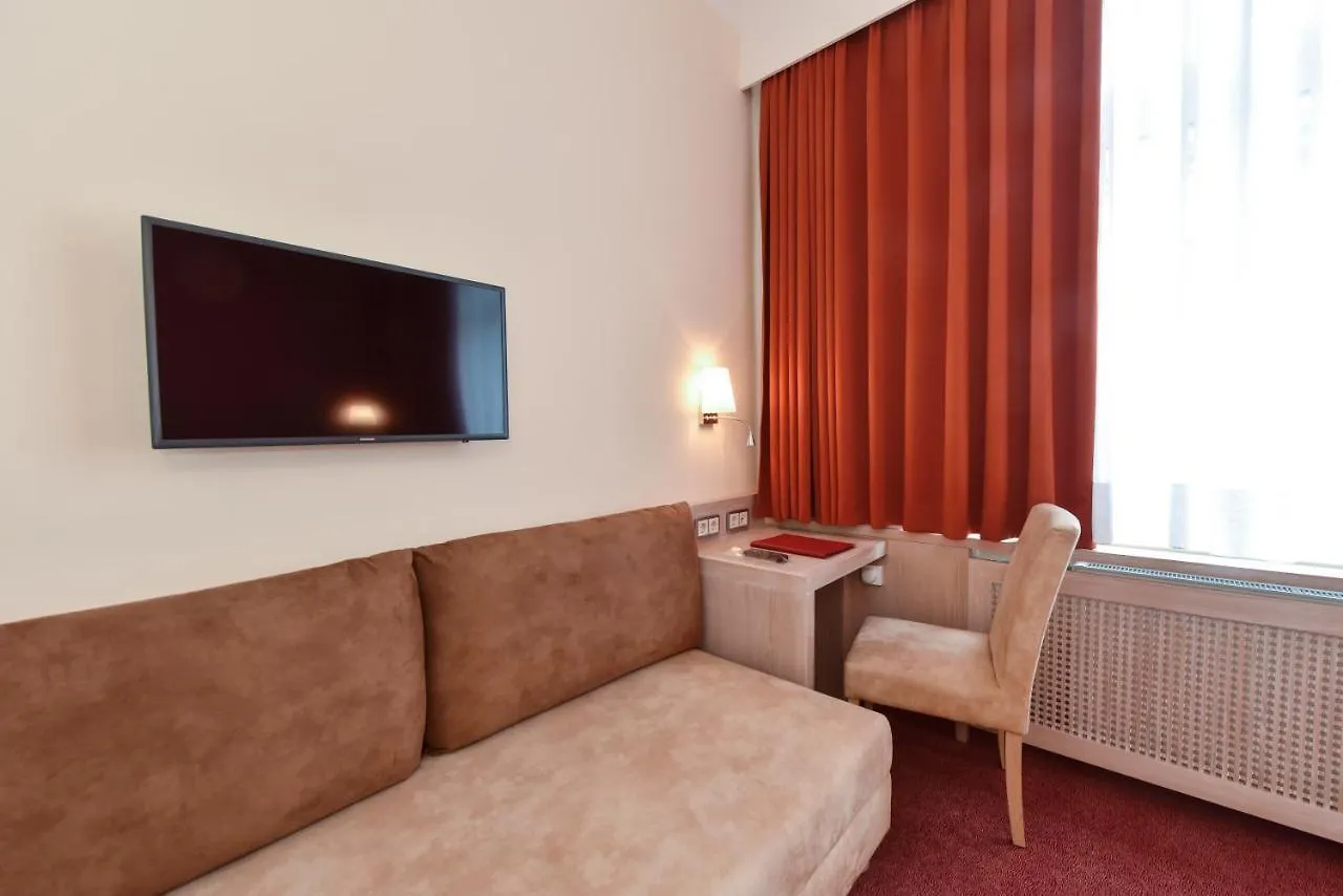 Hotel Adria Muenchen 3*, Monachium Niemcy