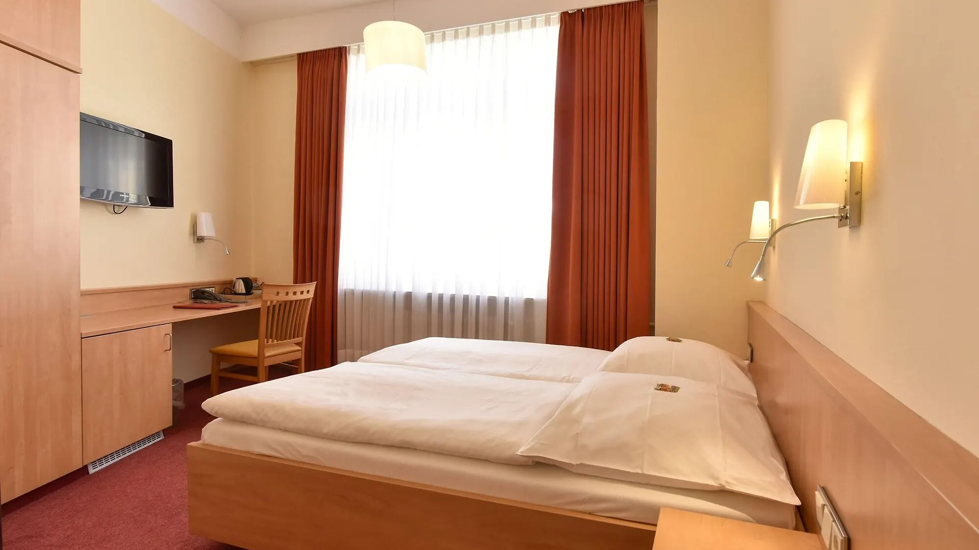 Hotel Adria Muenchen 3*, Monachium Niemcy