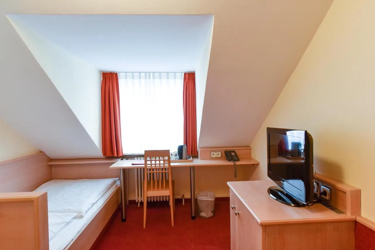 Hotel ADRIA München 3*,
