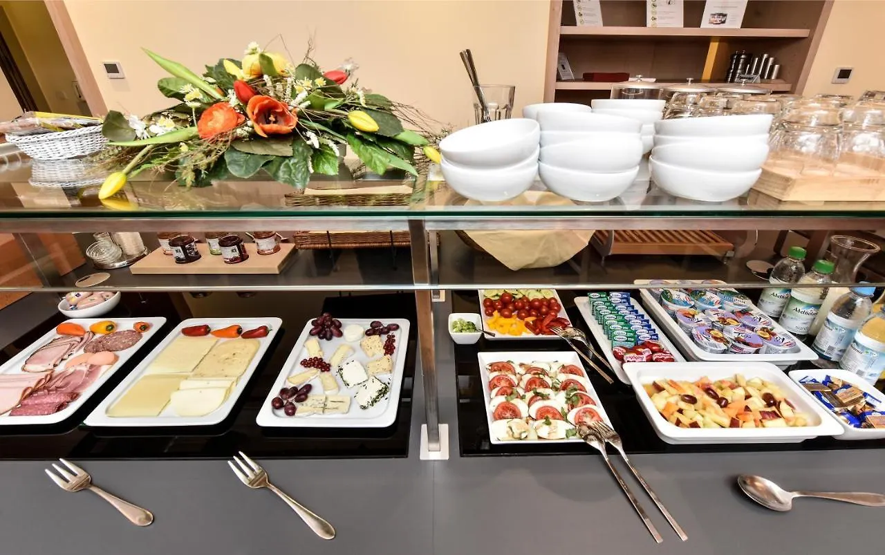 ***  Hotel Adria Muenchen Germany